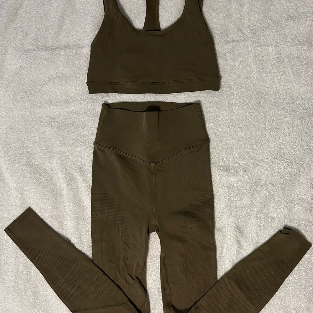 Women's Fabletics KHLOE KARDASHIAN Olive Green Activewear Set